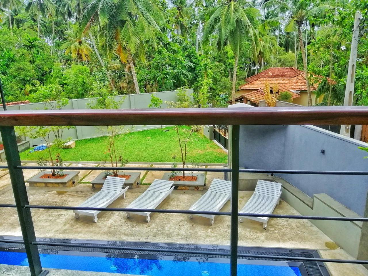 Hiriketiya Beach Hostels Dikwella Exterior foto